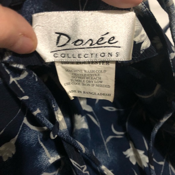 100%polyester Doree long floral summer dress, Great condition, size 3/4. - Picture 3 of 4